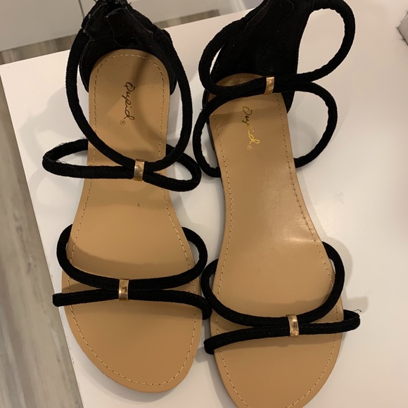 NWOT Black Suede Sandals - Picture 3 of 5